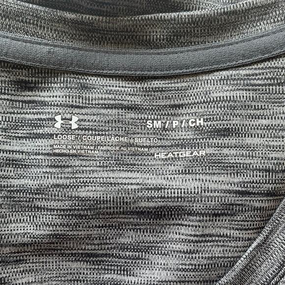 Under Armour Gray Heatgear T-Shirt Size Small - Picture 3 of 8